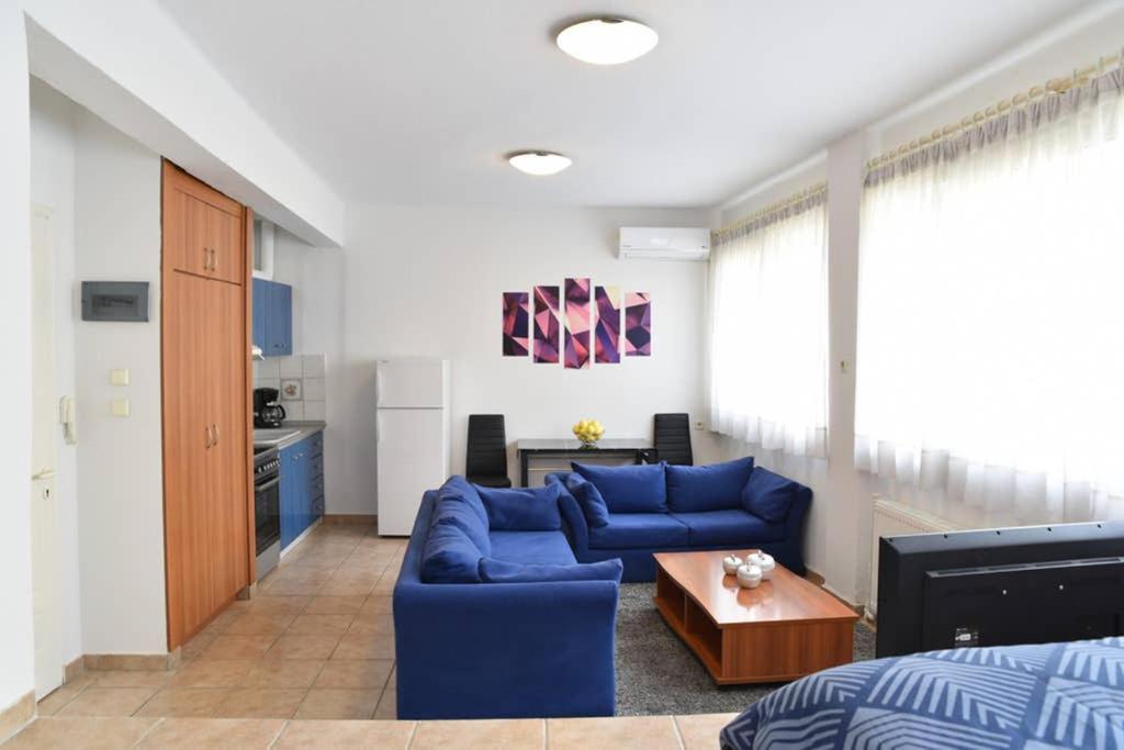A Modern Bright Studio In The Center Of Kastoria Exterior foto